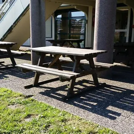 南瓦朗斯普瑞米尔经典酒店 * 瓦朗斯